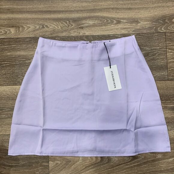 We Wore What NWT Satin Charmeuse Heather Purple Mini Skirt Size Small - Picture 3 of 8